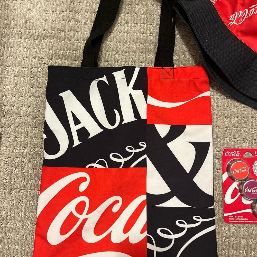 Coca-Cola Merchandise - Picture 4 of 5